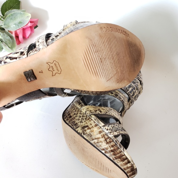 BCBG Maxazria snakeskin platform sandals, 7 - Picture 5 of 8